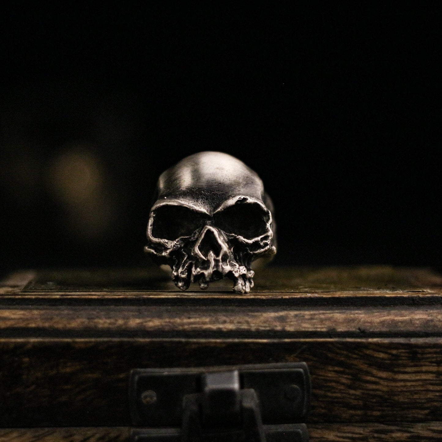 Half-faced skull 925 silver ring, broken skull ring, sterling silver ghost vintage gothic ring gift - craftsman made