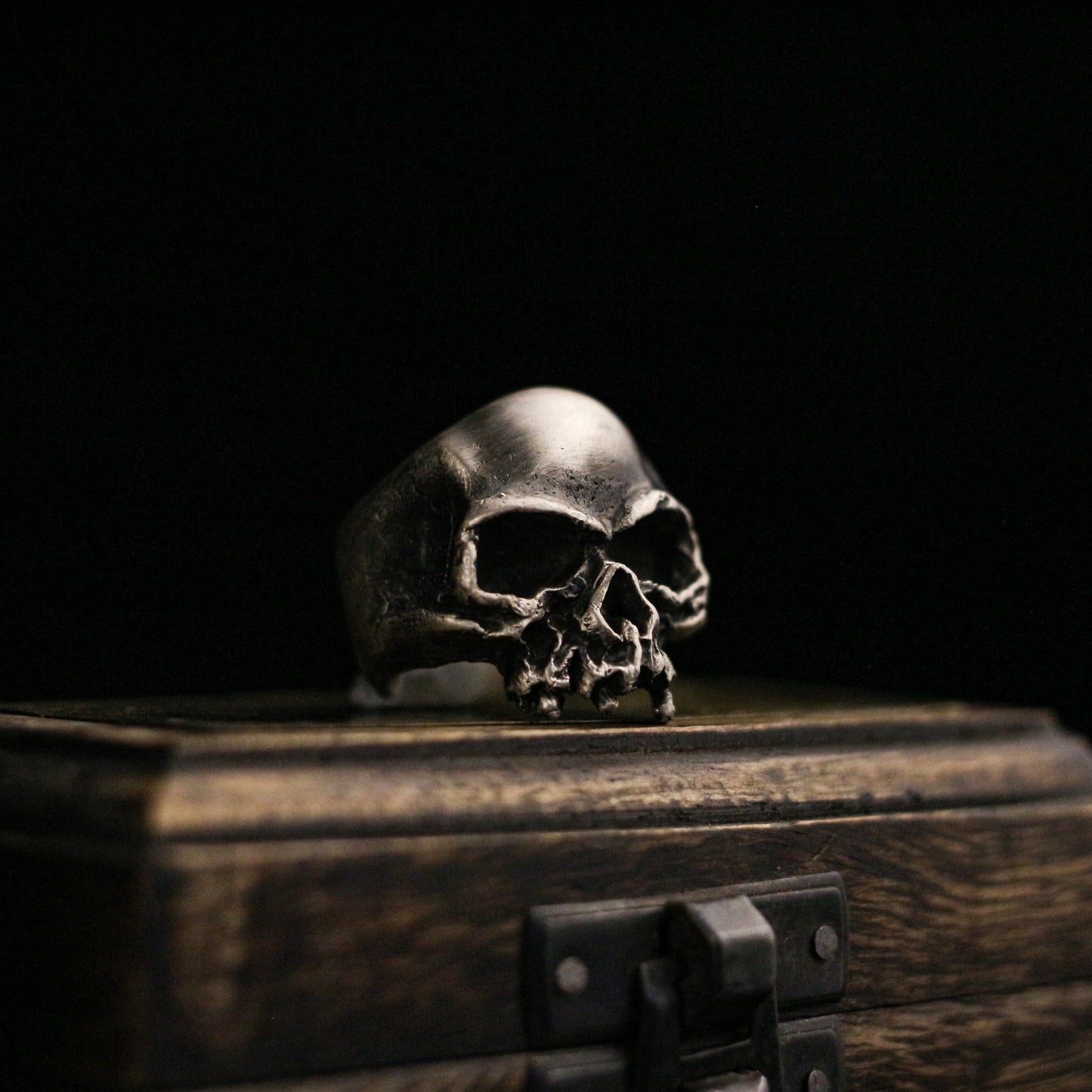 Half-faced skull 925 silver ring, broken skull ring, sterling silver ghost vintage gothic ring gift - craftsman made