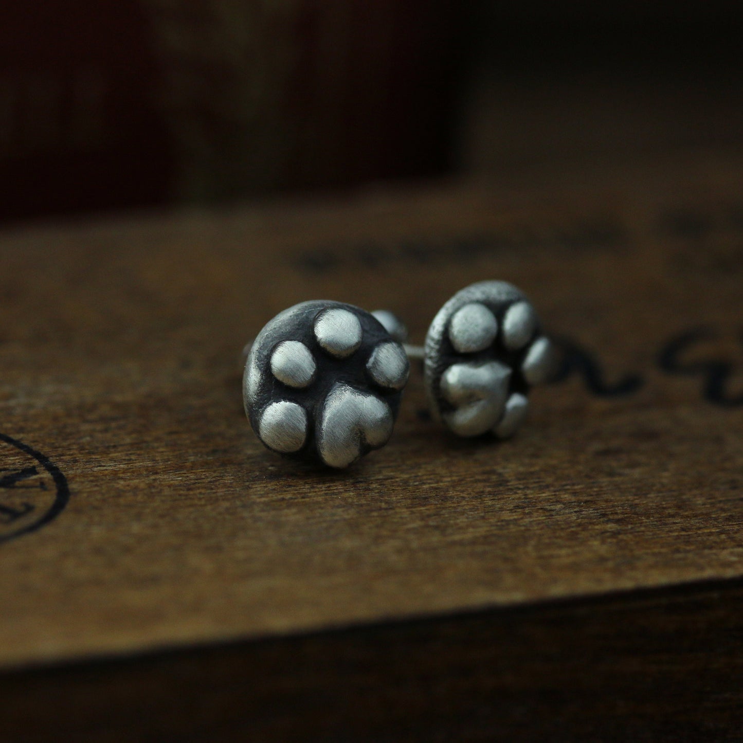 Cat paw earrings