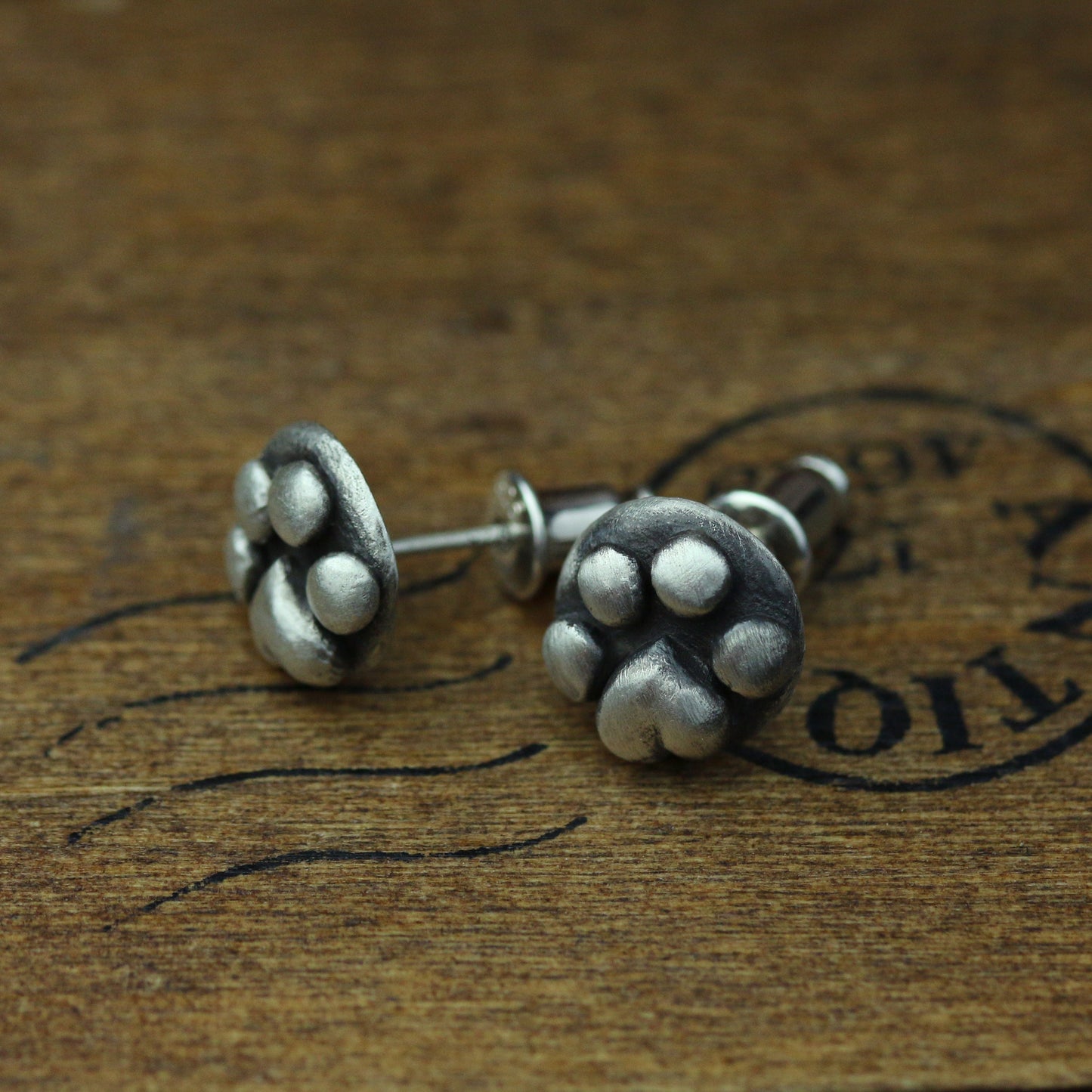 Cat paw earrings