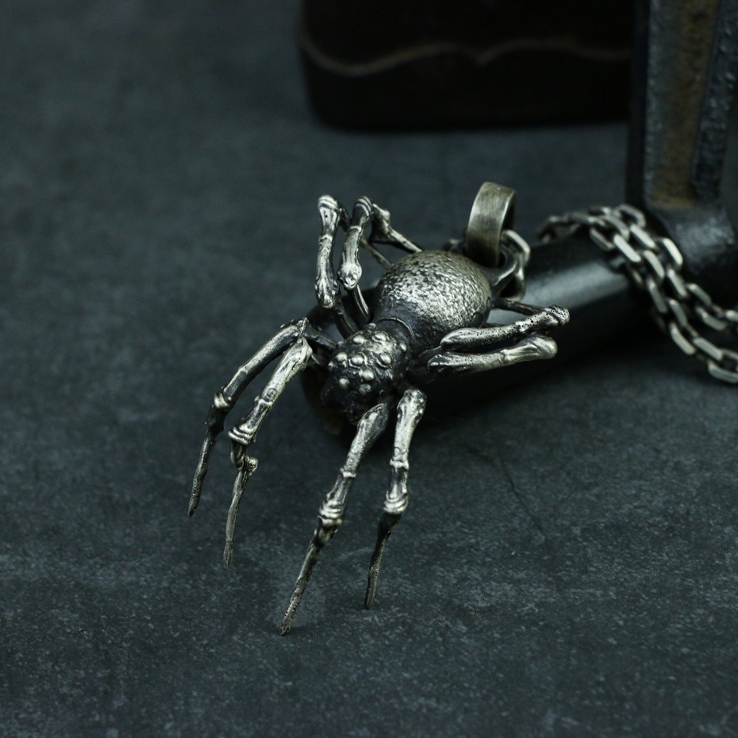 Big Spider 925 silver pendant necklace, long-legged spider 925 silver pendant, exquisite and realistic spider jewelry-Craftsman made