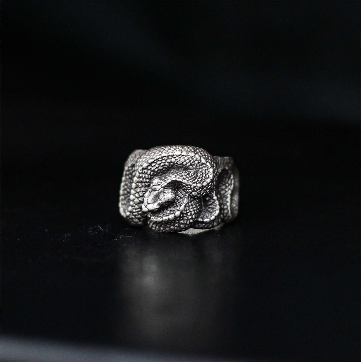 Snake 925 silver ring, Viper silver snake Medusa ring, exquisite handmade snake ring, made of 925 sterling silver and brass-Craftsmen made - SATANHORN