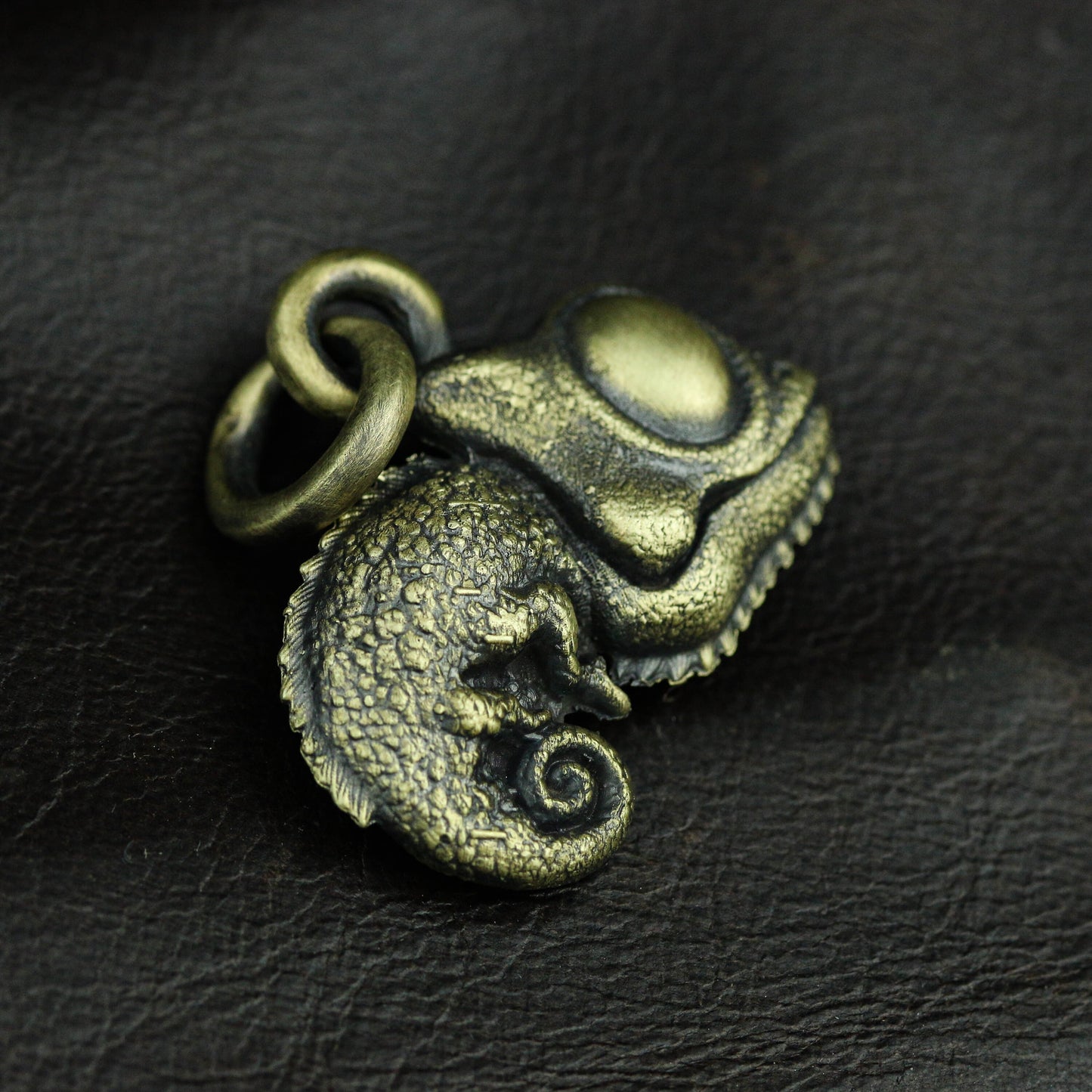 Chameleon brass pendant reptile keychain Personality necklace craftsman made