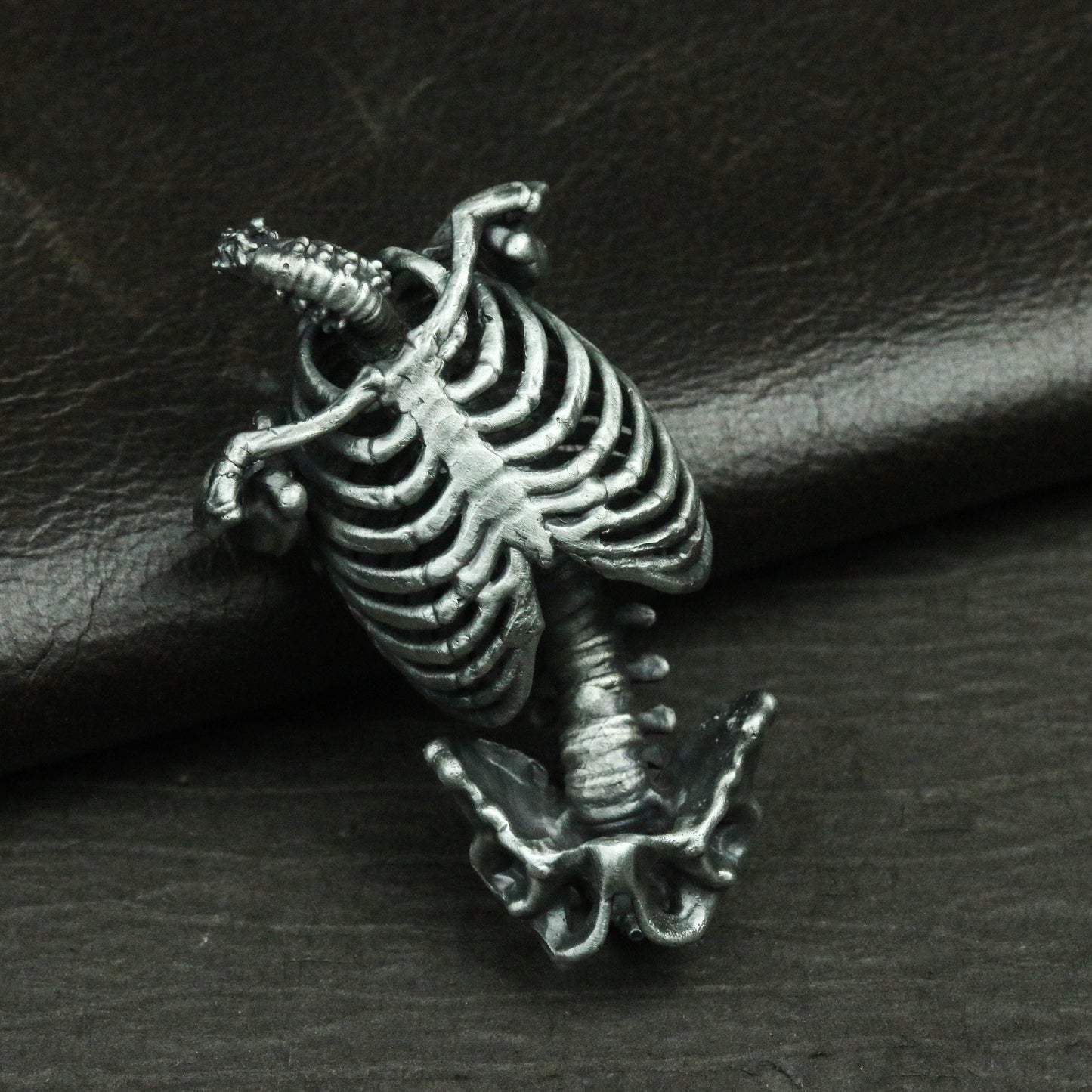 Human skeleton 925 silver necklace pendant, anatomical necklace pendant, 925 silver accessories, bone personality necklace pendant