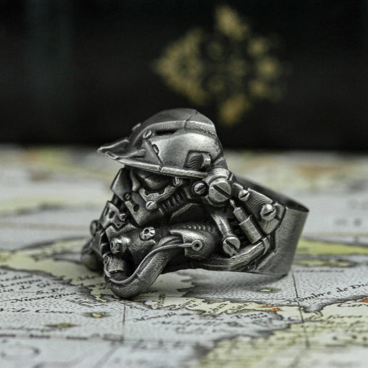 Warrior accessories Soldier Helmet-Inspired Ring, Handcrafted Jewelry – Artisan Made