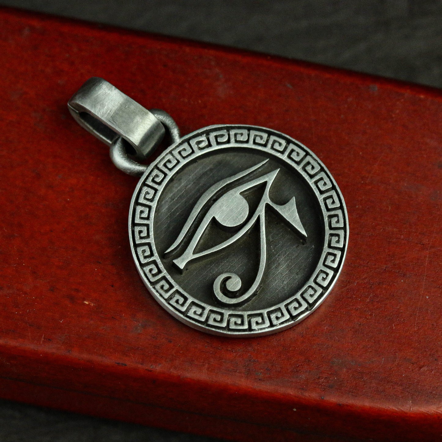 Eye of Horus 925 silver necklace on sale, handmade eye of Horus pendant, protective jewelry, symbol of royal rights