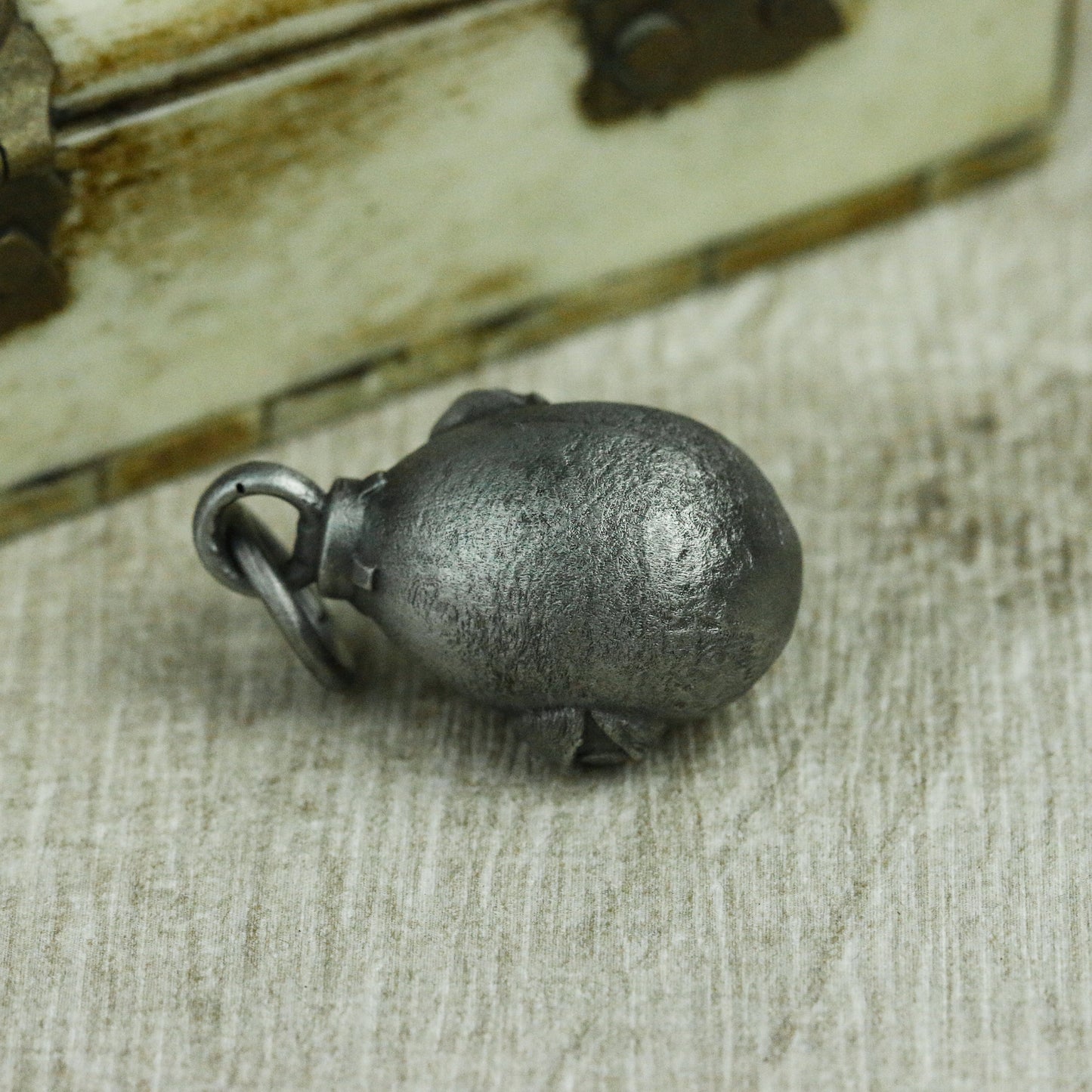 Overlord's Egg 925 Silver Pendant Necklace-Legend of Sword Style Beihe Wright-Handmade Solid Silver Pendant Gift Necklace - SATANHORN
