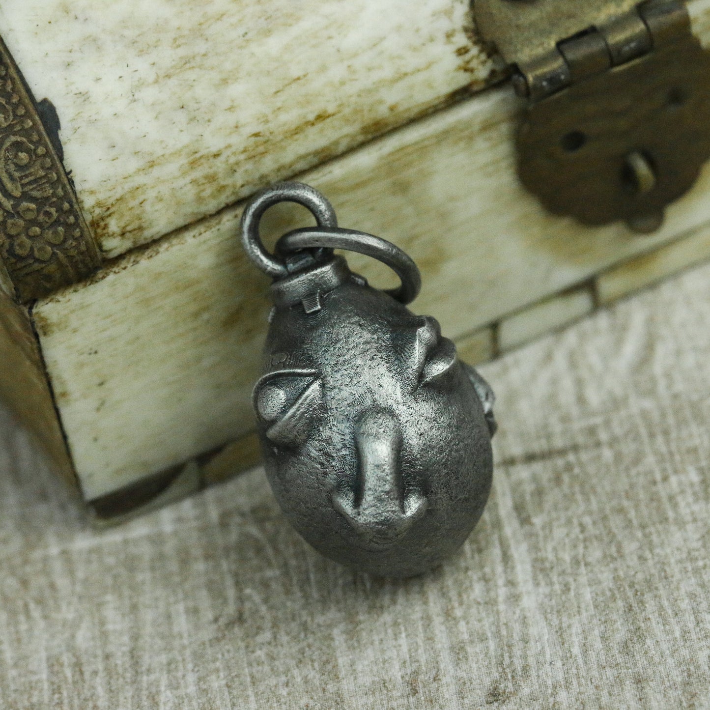 Overlord's Egg 925 Silver Pendant Necklace-Legend of Sword Style Beihe Wright-Handmade Solid Silver Pendant Gift Necklace - SATANHORN