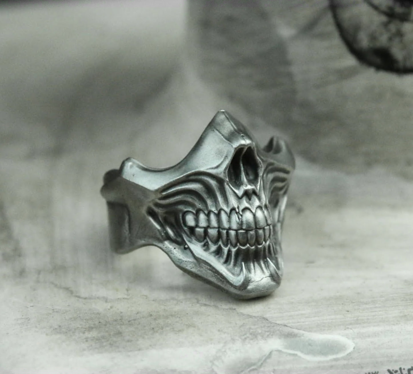 Horror Mask 925 Silver Ring, Gothic Smiley Silver Ring, Disgusting Mask on Finger - SATANHORN