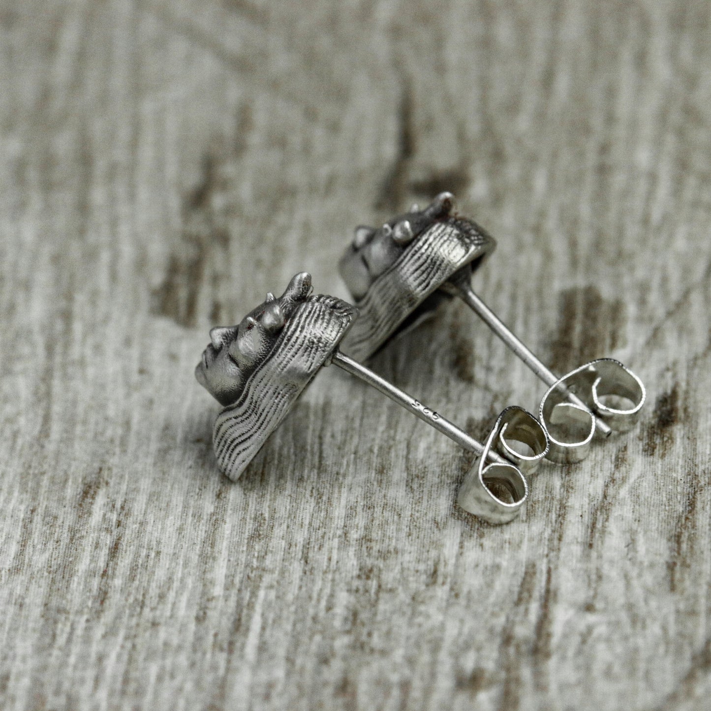Dragon Girl Stud Earrings, Dragon Stud Earrings, Gifts for Girlfriend, Exquisite Stud Earrings, Small Stud Earrings, Simple Stud Earrings