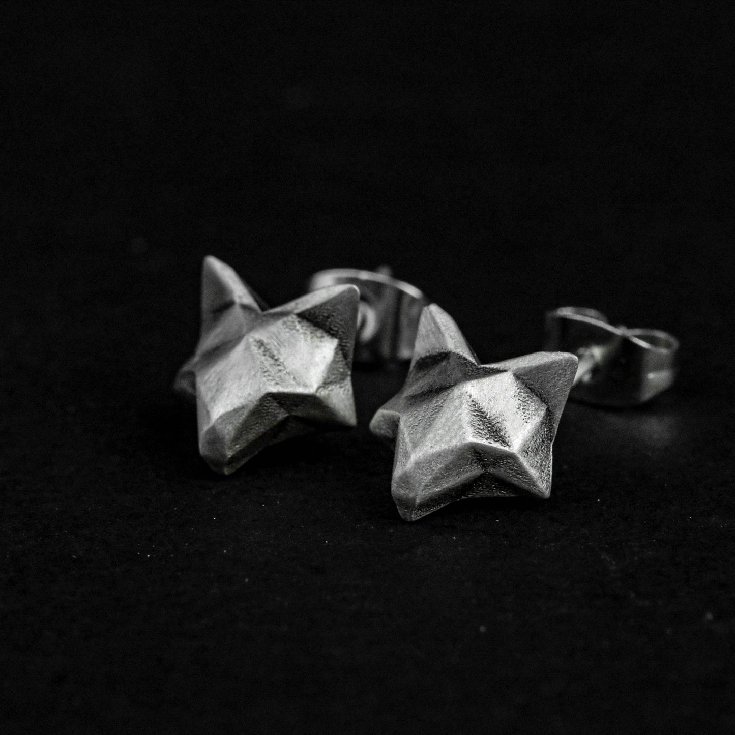 Simple fox 925 silver earrings, small animal silver earrings, forest animals cute minimalist design earrings gift