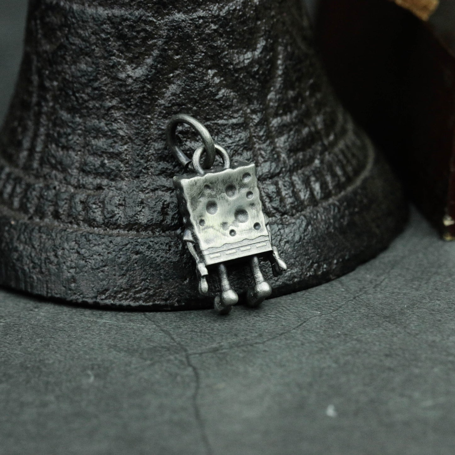 925 Vintage Silver SpongeBob SquarePants Necklace Pendant Chain
