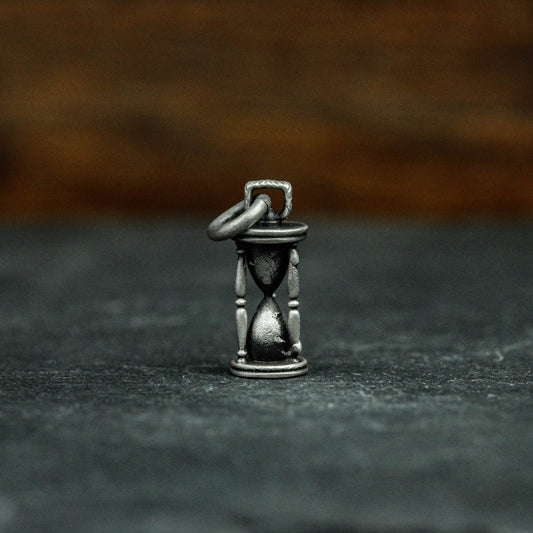 925 silver hourglass pendant, hourglass necklace, hourglass jewelry, silver pendant, gift for her