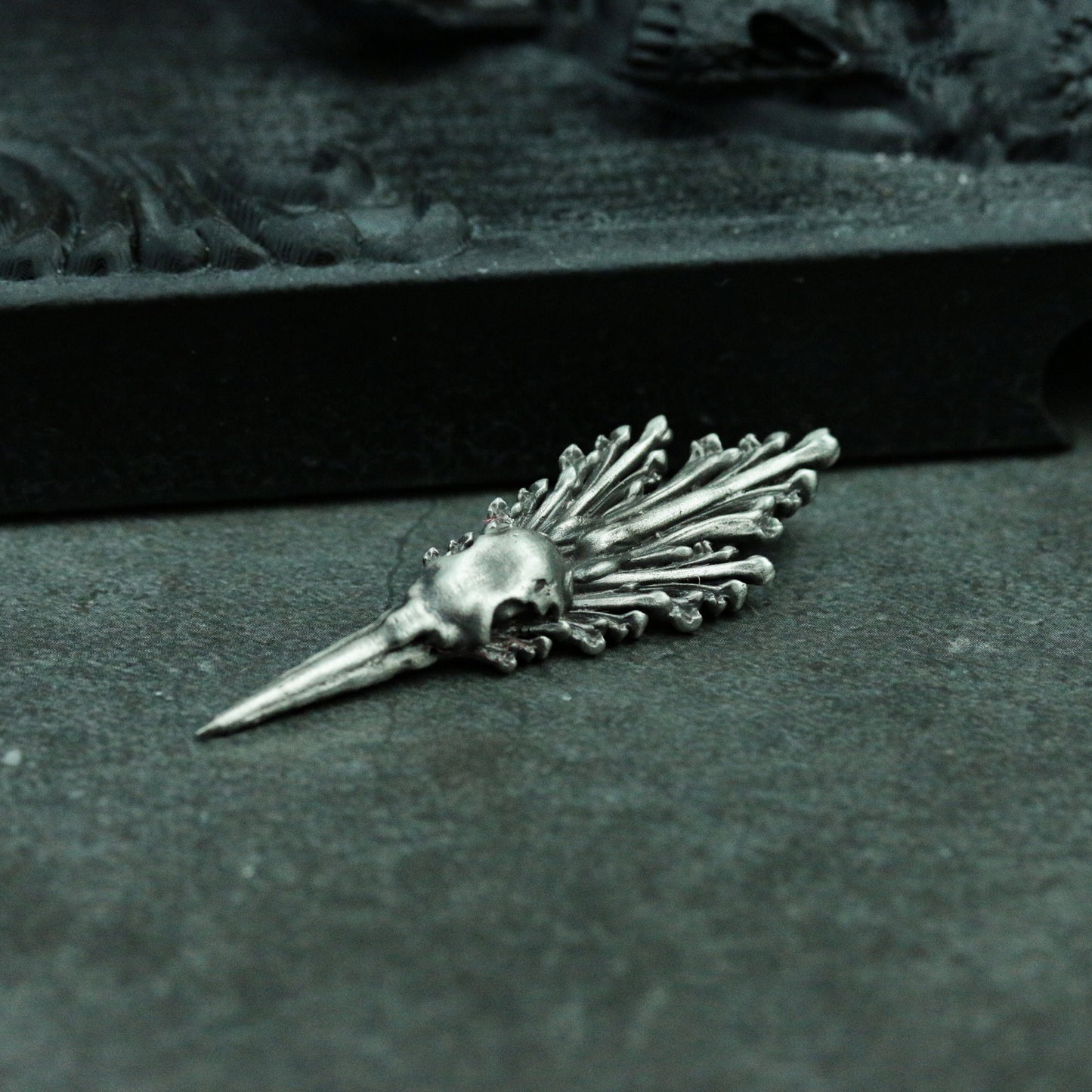 Dark Mystique 925 Silver Raven Skull Necklace - Totem Pendant Collection