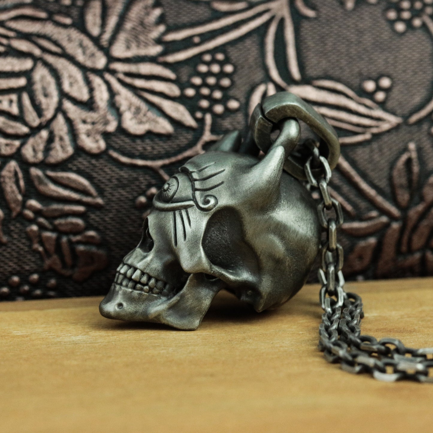 Hell's Eye Skull Silver Pendant Necklace, Cursed Totem Skull Pendant, Mysterious Artisan Silver Jewelry Gift