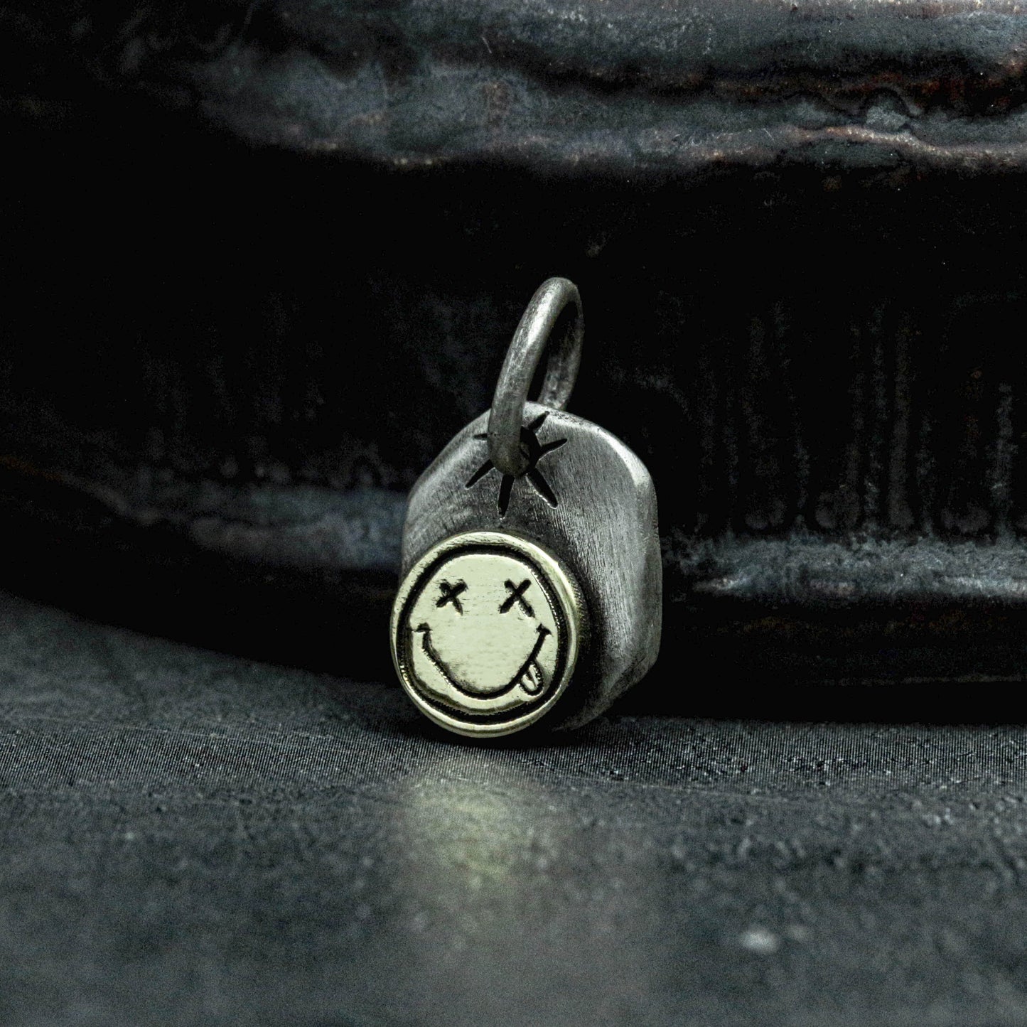 Nirvana Smiley pendant