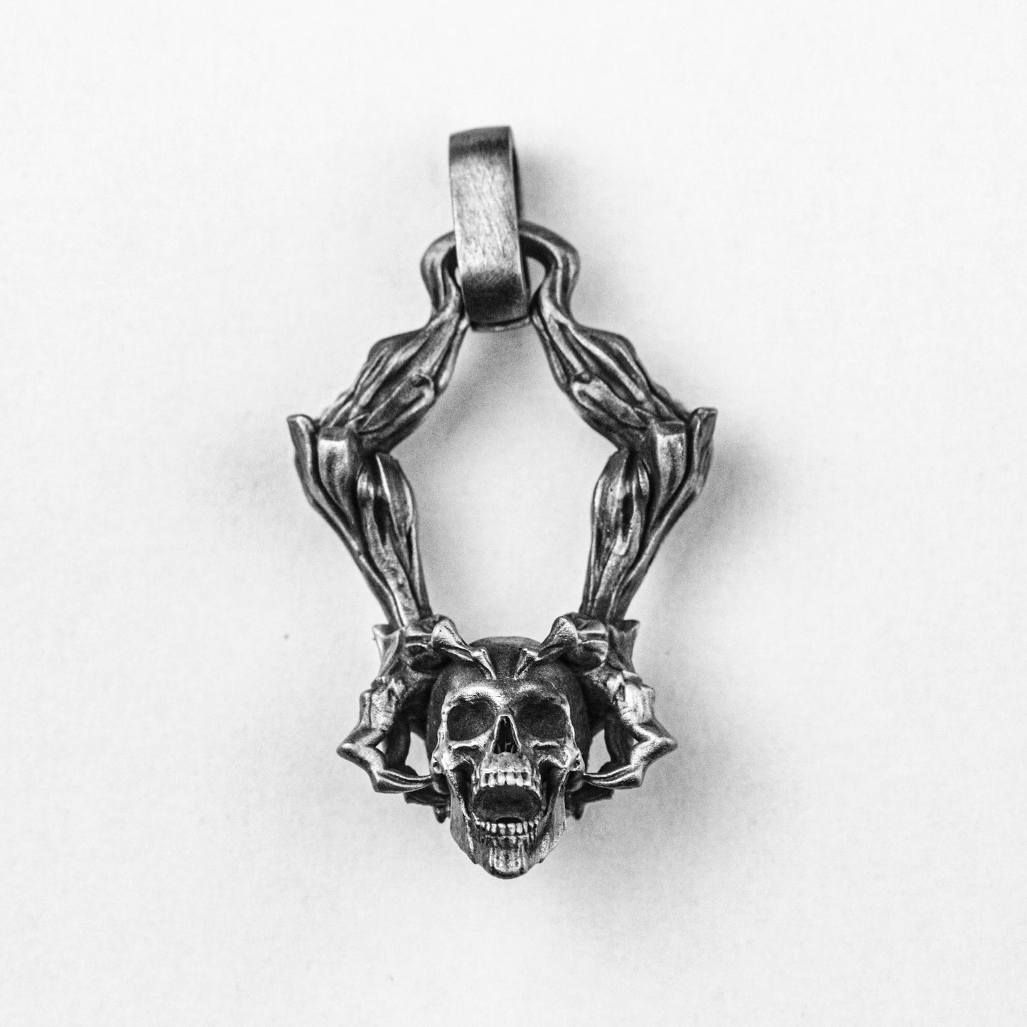 Tear Skull Silver Pendant-Dark Wood Spirit Necklace-Devil Claw Ghost Hand Steel Hand Skull Amulet 925 Necklace