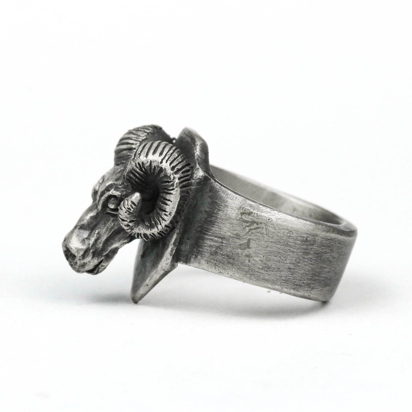 925 silver aries men's ring, rams head silver men's ring, zodiac bohemian men's ring, animal silk men's jewelry, men's ring Ram ring