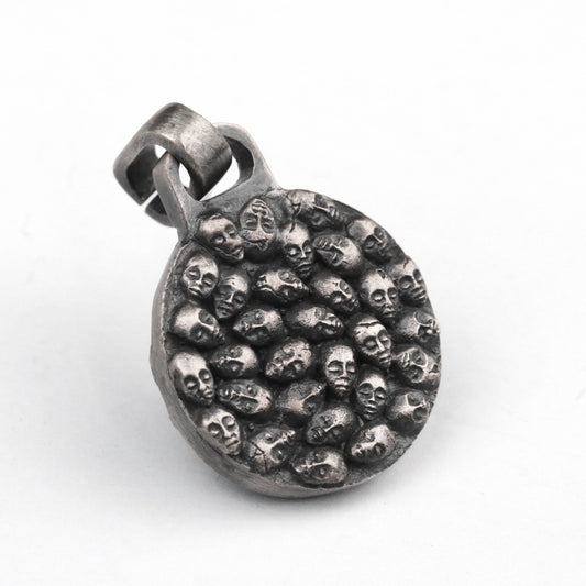 Soul Card pendant,Hell skull round card pendant,devil skull card pendant,Skull Pile Pendant,Hundred Ghosts Night Skull Card Pendant