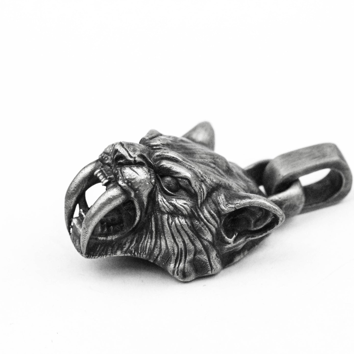 925 silver tiger pendant Saber-tooth tiger pendant,Tiger Head Men Necklace, Angry Tiger Wild Tiger Men's Angry Tiger säbelzahntiger