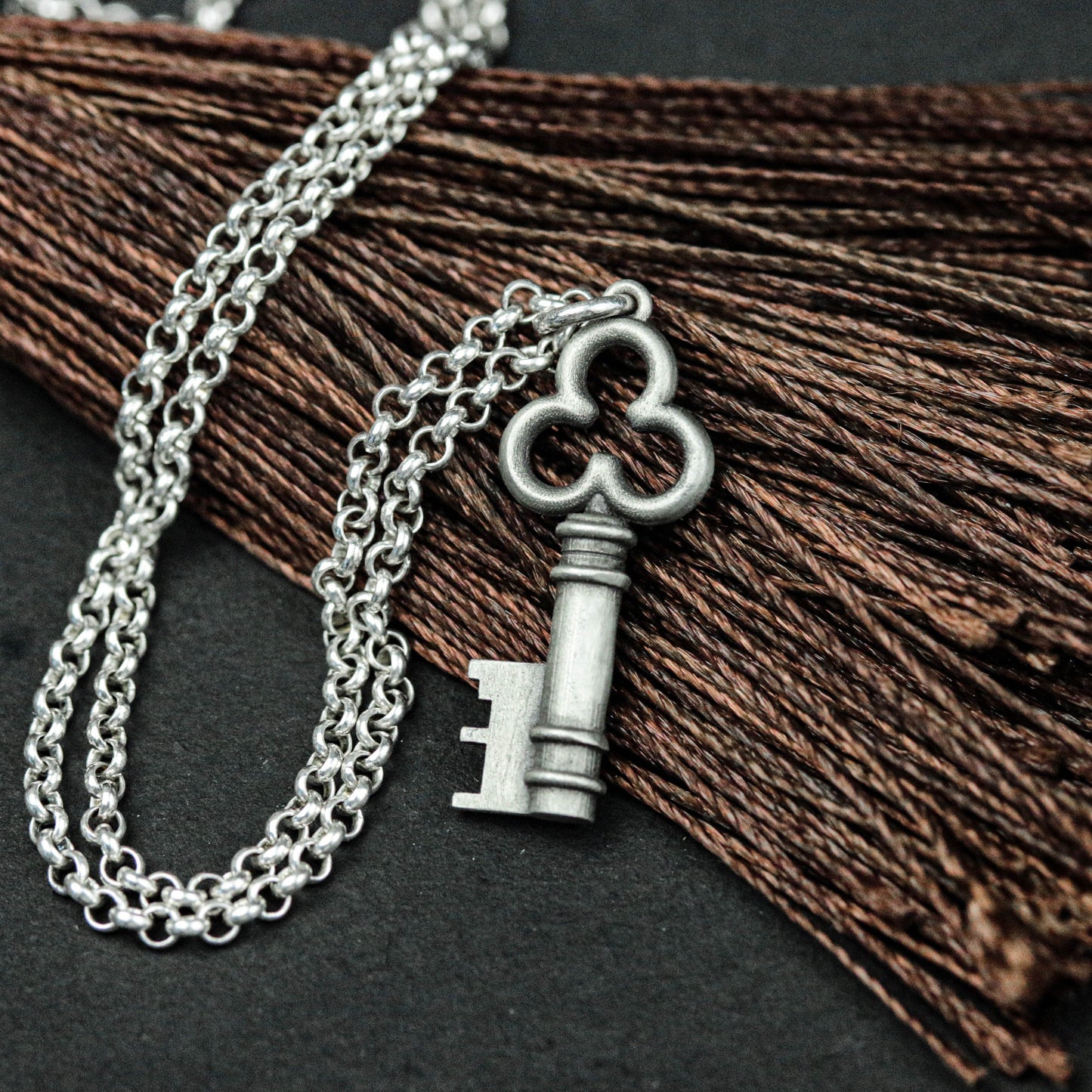 Silver Delicate Petite, Keepsake Necklace, Flower Necklace, Key Charm, Sterling Silver Pendant for Women, Clavicle Chain Accessories.