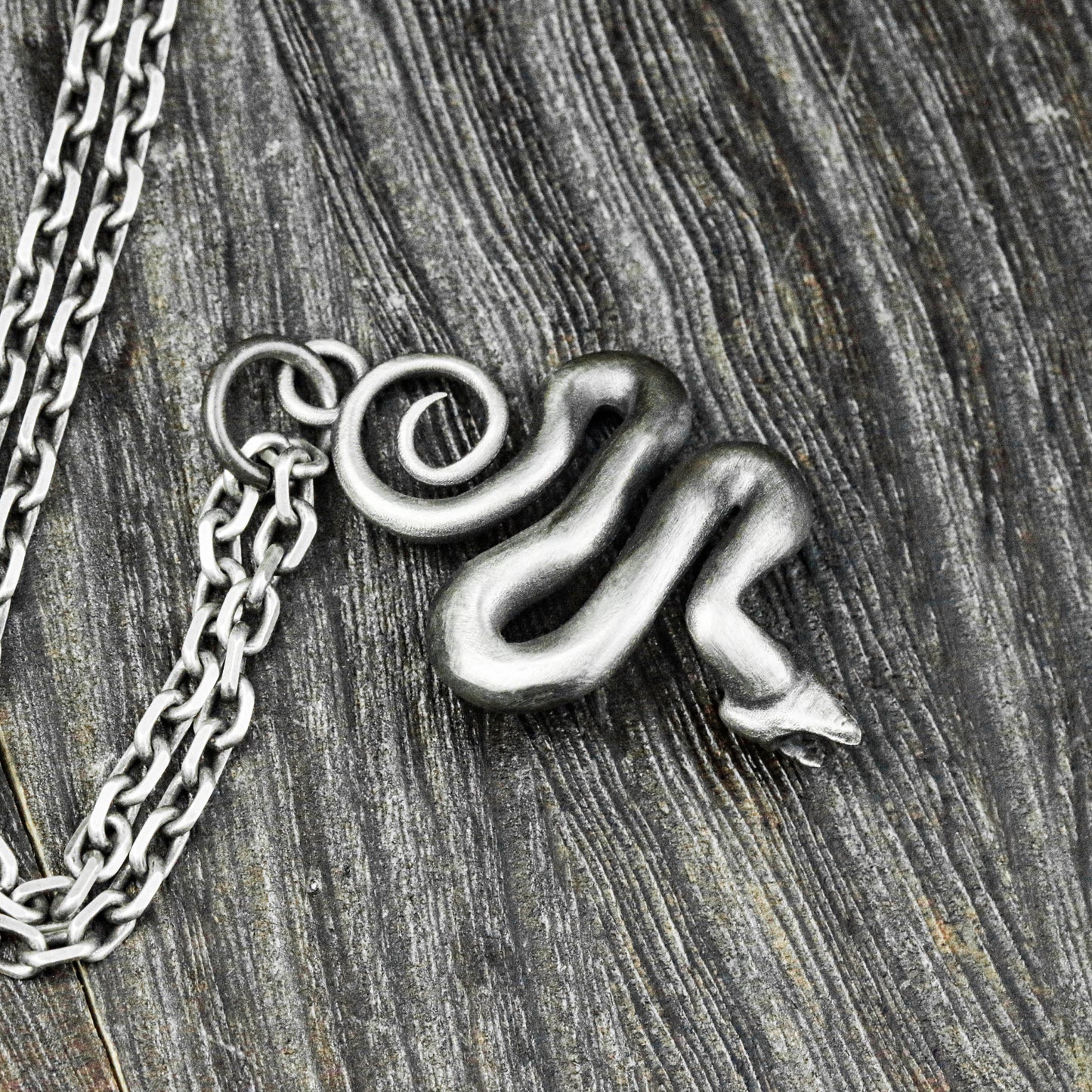 Silver Snake Necklace, Beautiful Snake Pendant, Vintage Handmade, Chain Necklace, Snake Necklace, Wildlife Pendant, Men's Accessories.