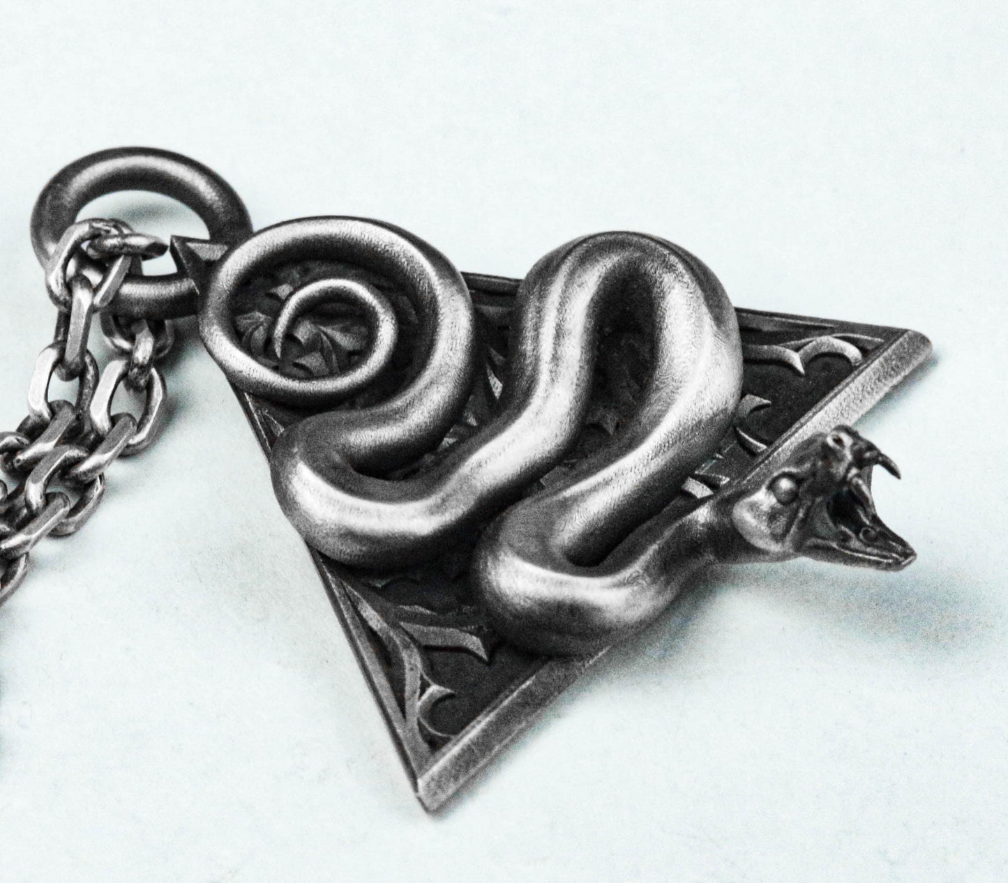 Silver Snake Necklaces - Beautiful Snake Pendants - Chain Necklaces - Snake Necklaces - Wildlife Pendants - Men's Accessories.