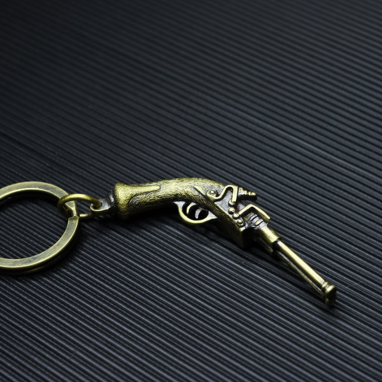 Gun Brass keychain, musket jewelry, royal art with gun, solid brass-Craftsmen made