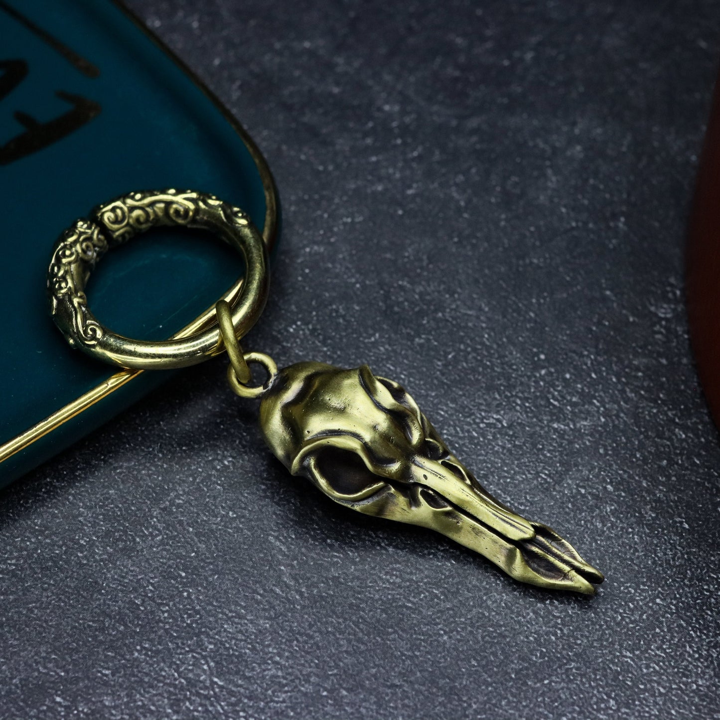 Bird skull keychain, animal skull brass jewelry, Handmadedaily small accessories-Craftsmen made