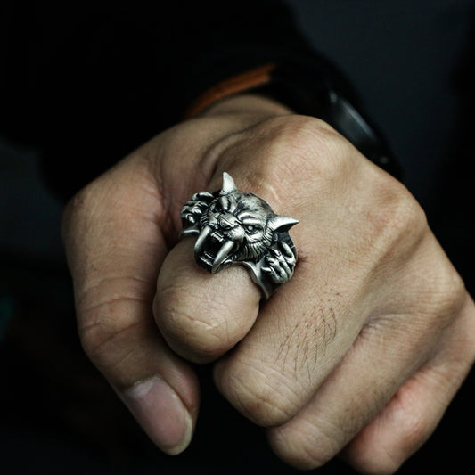 Saber-toothed tiger - 925 Silver Ring,Sterling silver Skull,Tiger Skull Ring - Sharp-edged - Craftsman made