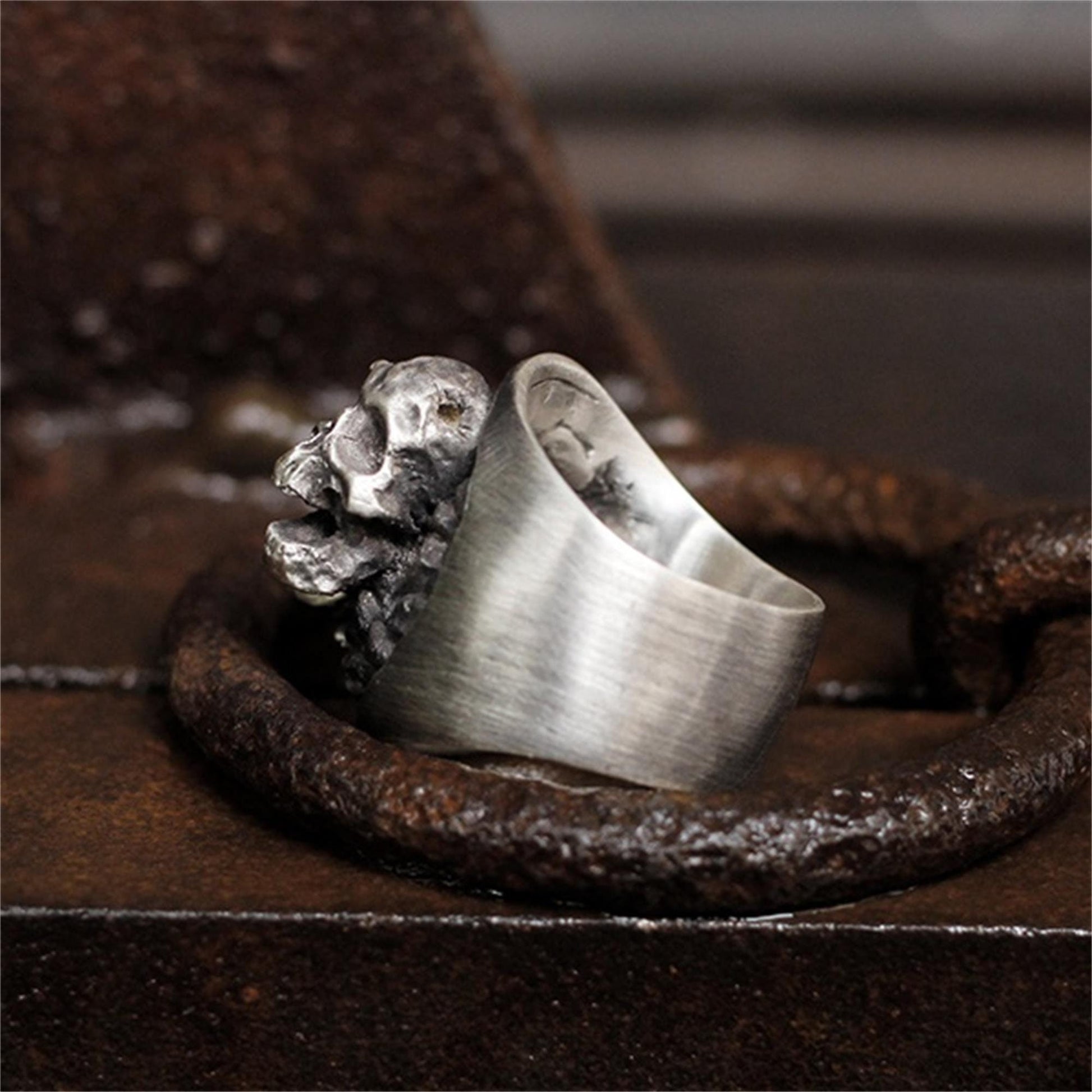 Soul skull 925 silver ring, torn skull ring, unique sterling silver Gothic vintage personalized gift - Craftsman made - SATANHORN