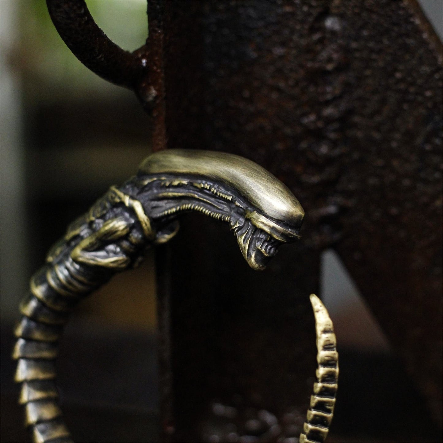 Alien 925 Silver/Brass Bangle, Monster Bracelet Bangles, Alien vs Predator, Personality Gifts for Men and Women-Craftsmanship