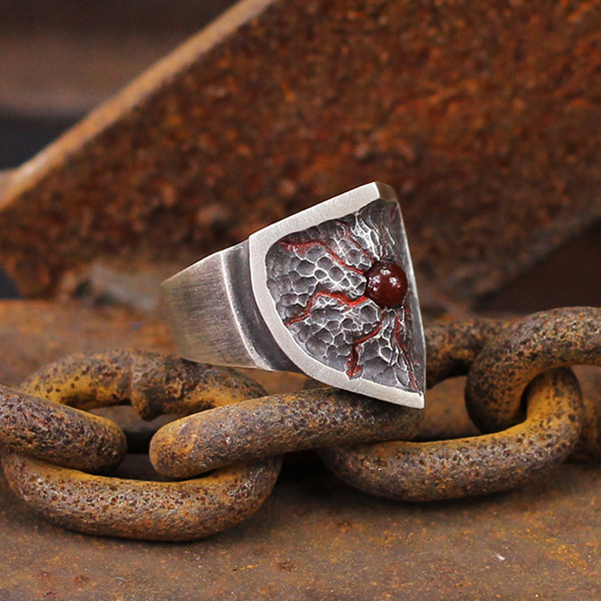 Shield Ring exquisite 925 silver ring,925 silver ring,Inlaid red agate ring,Hammered Ring,Textured Ring,Unique Gift-Craftsman made - SATANHORN