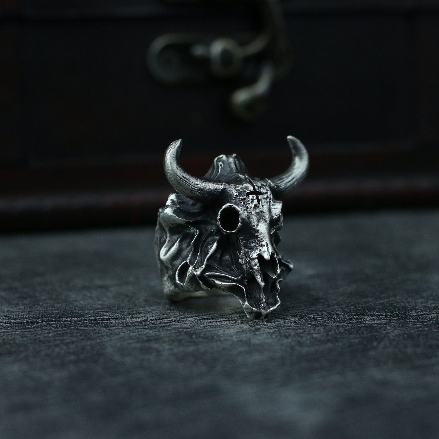 Bull skull 925 silver ring, bison horn skull sterling silver ring, animal skull skeleton ring-craftsman made