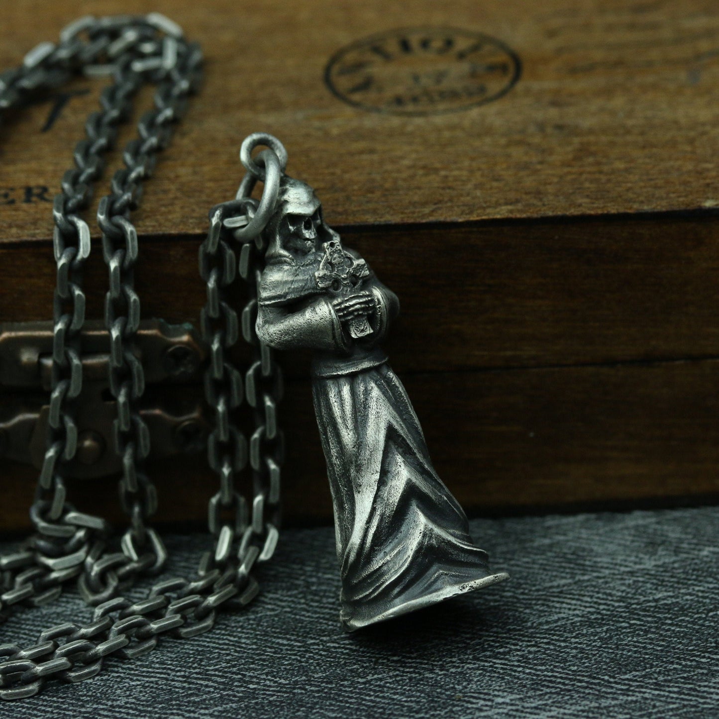 Reaper cross 925 silver pendant, religious prayer sterling silver pendant necklace, unique and creative daily wear-Craftsmen made