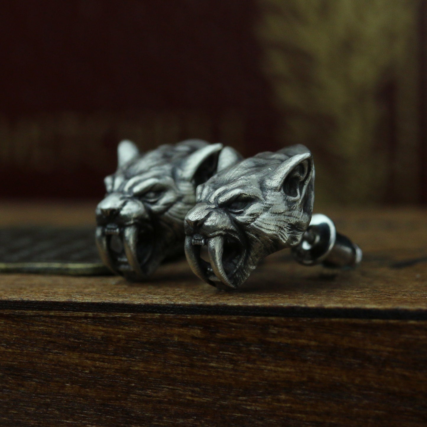 Saber Tooth Tiger Stud Earrings jewelry Silver Gift