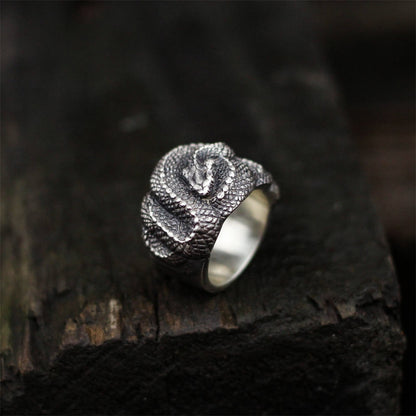 Snake 925 silver ring, Viper silver snake Medusa ring, exquisite handmade snake ring, made of 925 sterling silver and brass-Craftsmen made - SATANHORN