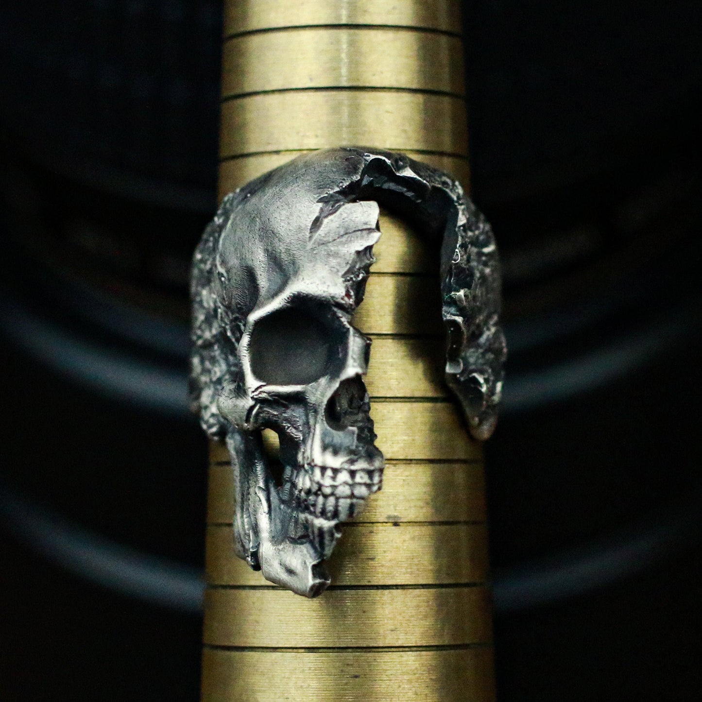 Broken skull 925 Silver Ring,Sterling Warrior Skull Jewelry,Band Ring,Battle Damaged Skeleton,elegant skull ring-Craftsman made