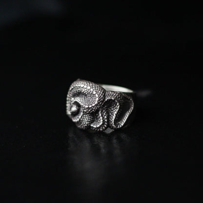 Snake 925 silver ring, Viper silver snake Medusa ring, exquisite handmade snake ring, made of 925 sterling silver and brass-Craftsmen made - SATANHORN