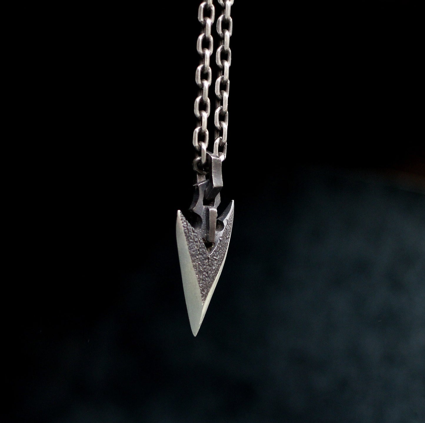 Arrow spearhead 925 silver pendant necklace, retro cold weapon silver jewelry, personalized creative handmade gifts-craftsman made