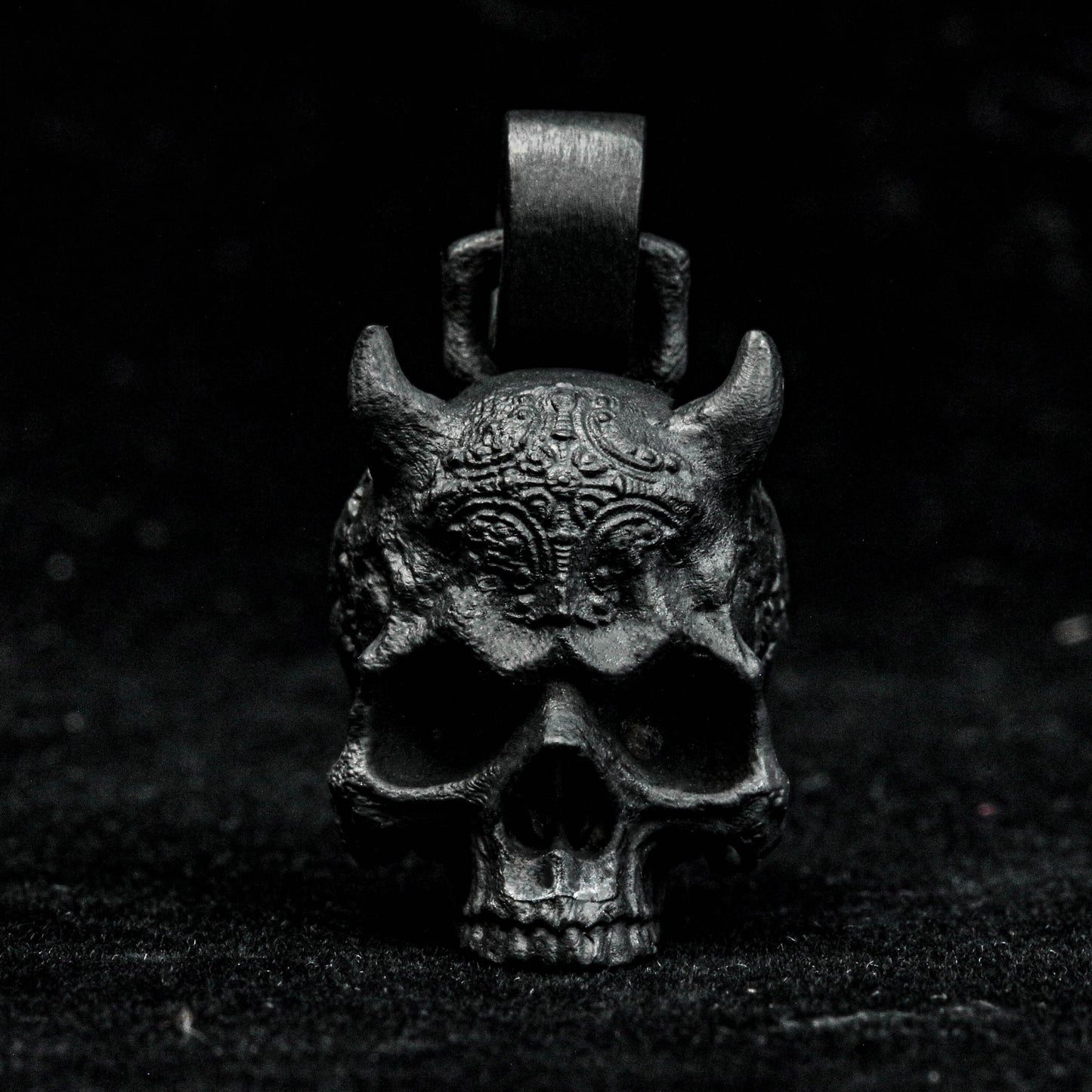 Skull pendant, Silver Heavy skull Pendant Designed, silver Skull, 925Sterling Silver Skull Pendant, Vintage Craft pendant, Vintage Craft.