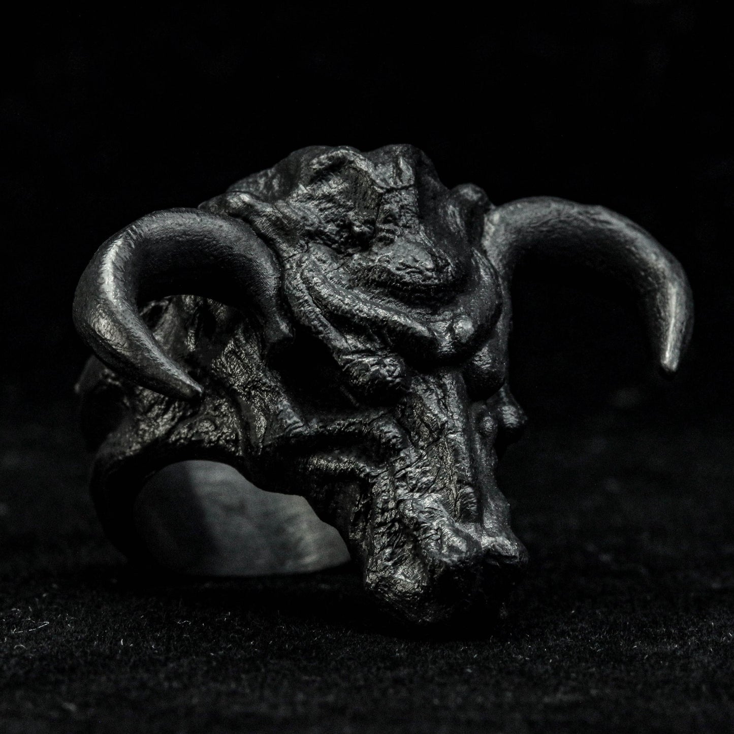 Silver Bull Ring, Mens Bull Ring, 3D Bull Head Ring, Oxidized Mens Ring, Taurus Men Ring, Silver Taurus Ring, Mens Silver Gift Ring