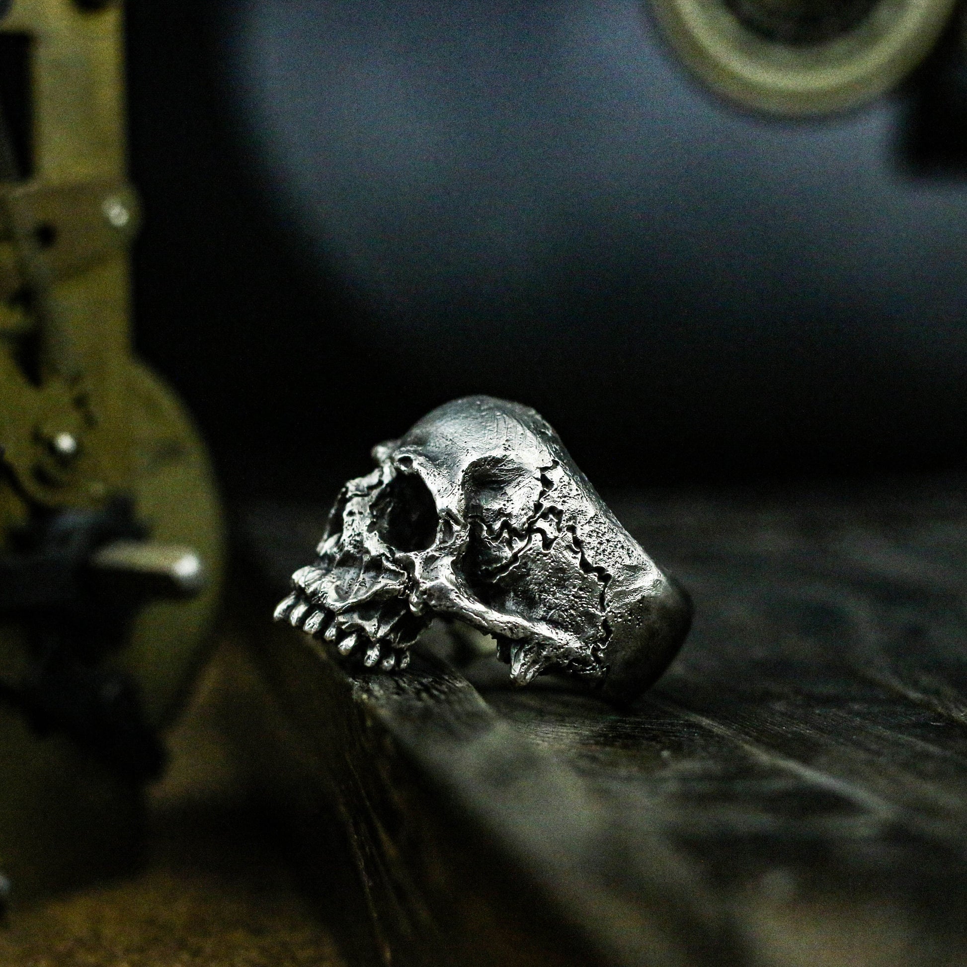 Jawless skull 925 silver ring, Half-faced skull ring, Brass 925 sterling silver cracked bone small gift - craftsman made - SATANHORN