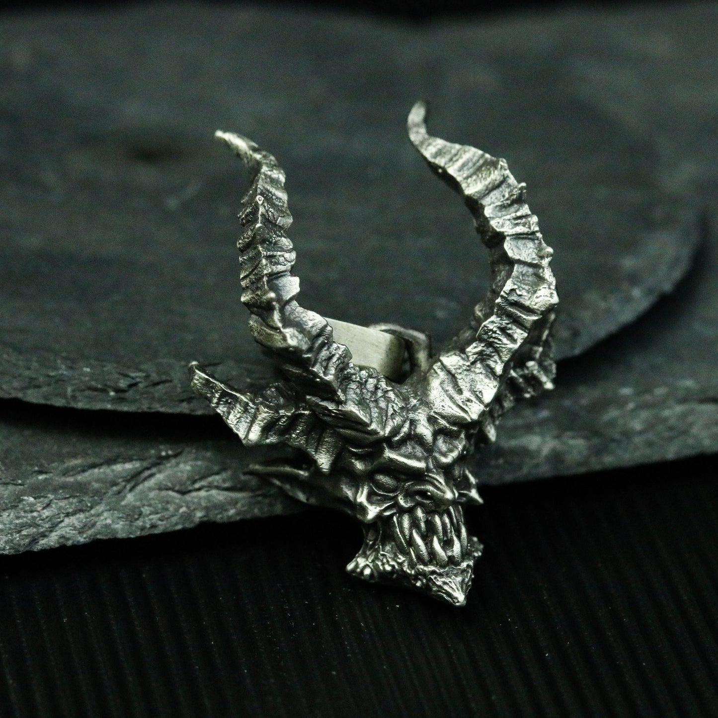 Horned Devil Skull 925 Silver Pendant Necklace, Gothic Men's Accessories Handmade Evil Silver Pendant Necklace-Craftsman Made