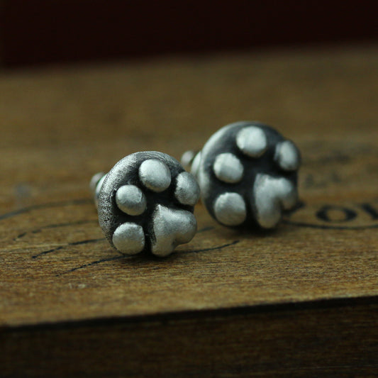 Cat paw earrings