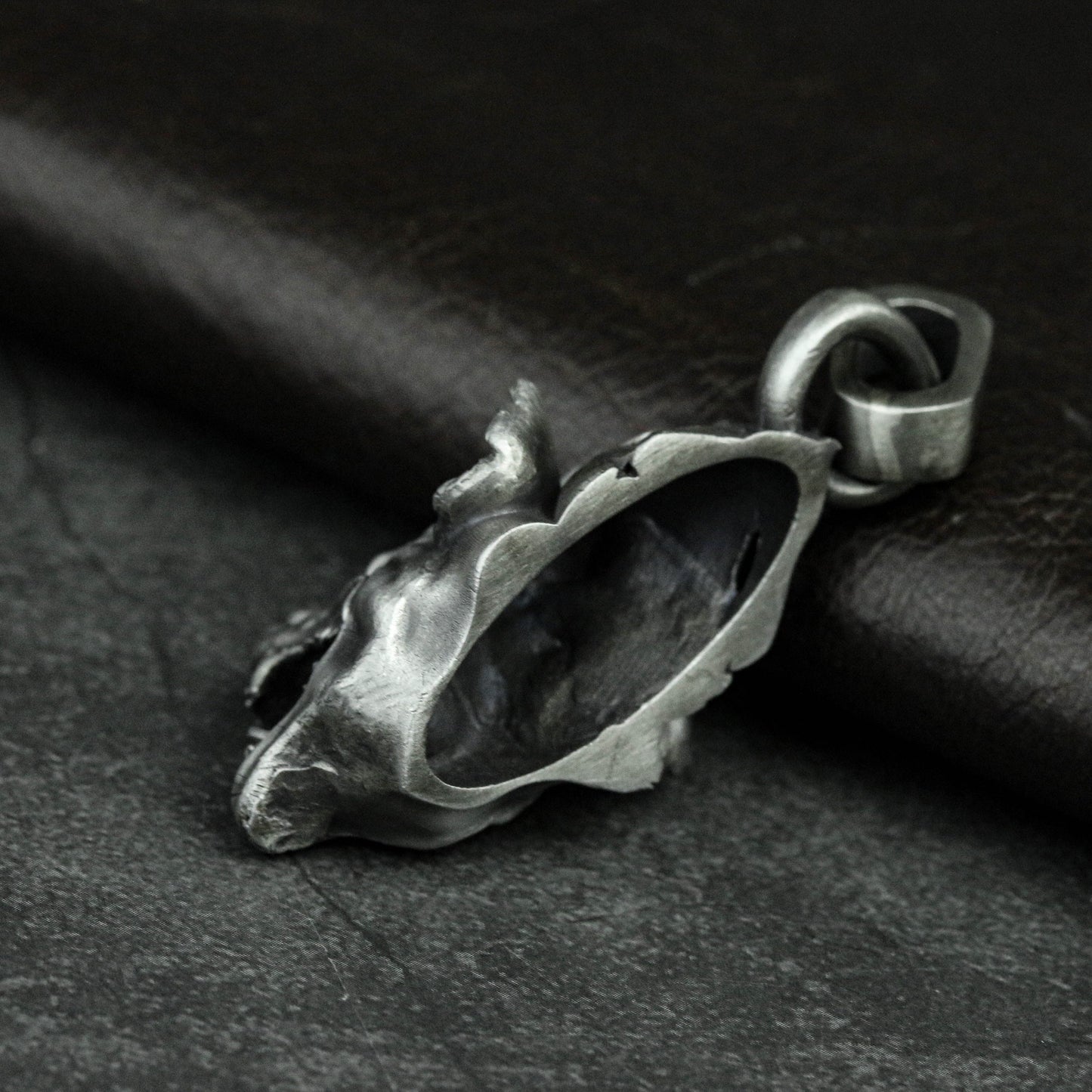 Hyena dog 925 silver pendant, hyena dog pendant, sterling silver pet gothic pendant gift - Artisan Made