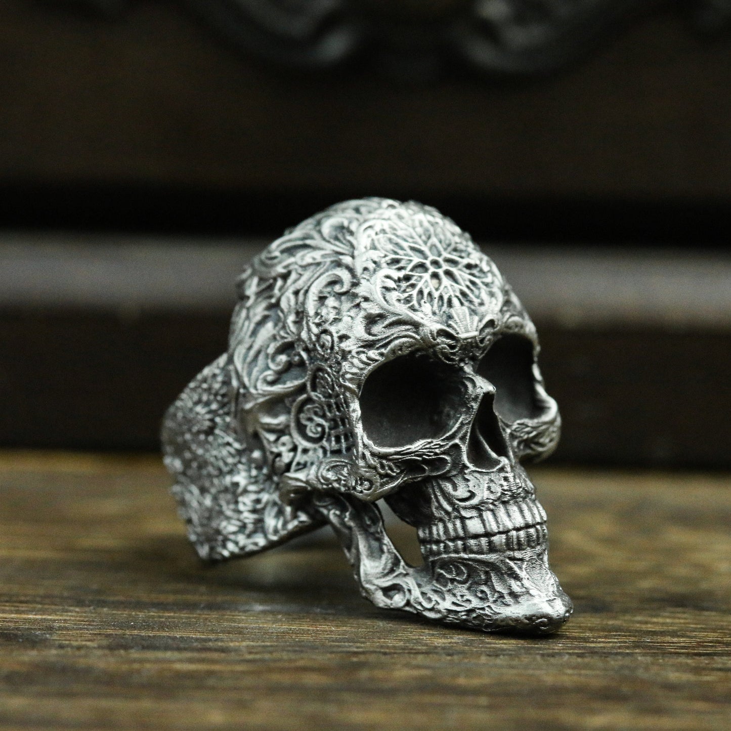 Textured carved skull 925 silver ring, pattern skull ring, unique skull, handmade personalized ring - Craftsman made