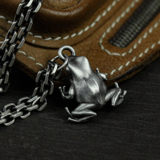 Silver Frog Necklace|Silver Frog Pendant|Frog Party| Frog|Frog Valentine's Day Gift-handmade