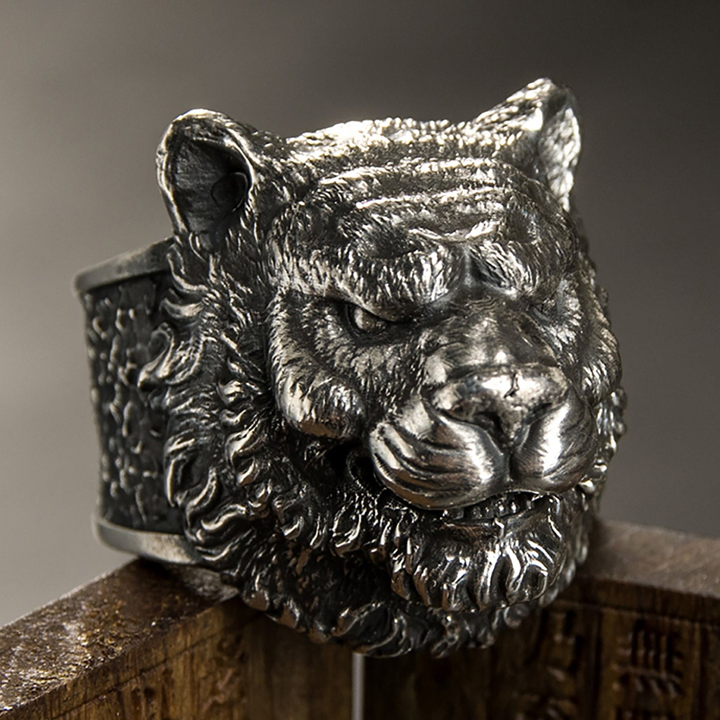 Handmade sterling silver tiger ring, wild cat animal ring, tiger jewelry, tiger ring, men's ring