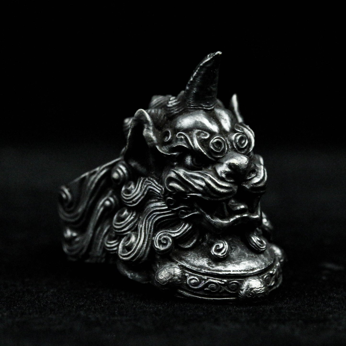 Lion Pixiu ring animal warding off evil blessing peace mascot the thing of faith unicorn beast retro ring popular niche